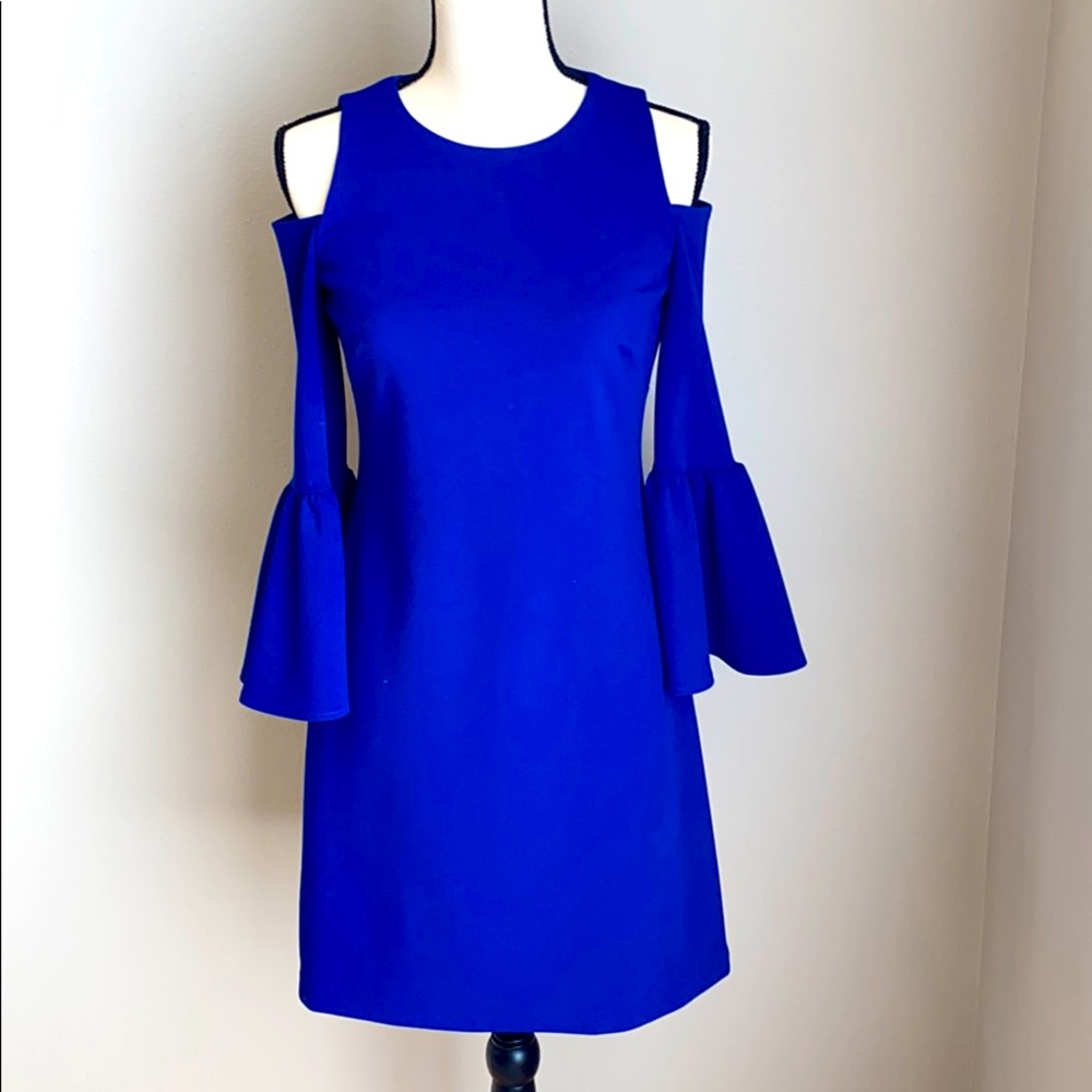 Cold Shoulder Bell Sleeve Shift Dress - Picture 1 of 5